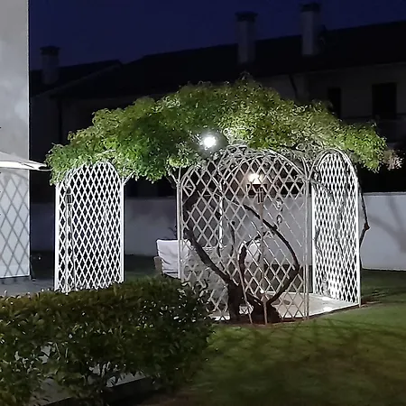 Alojamento de Acomodação e Pequeno-almoço Griselda 4*